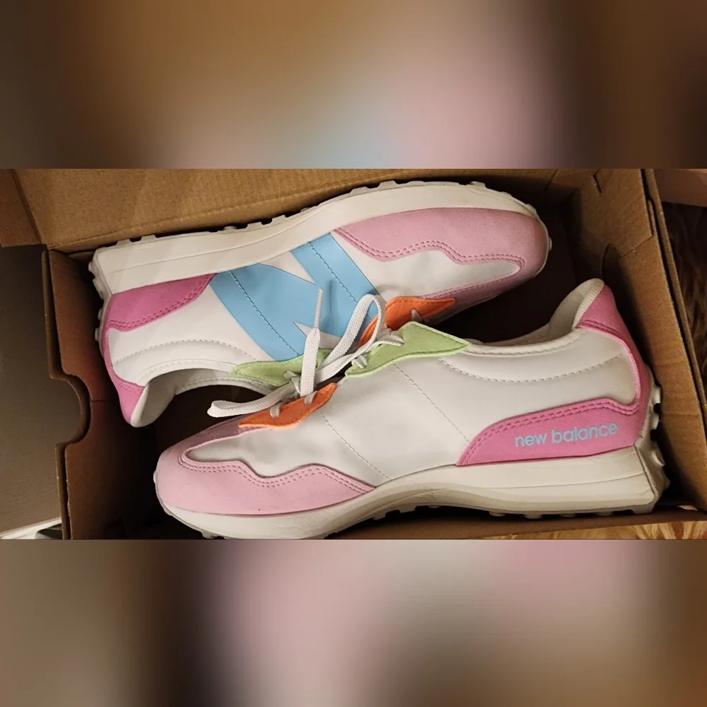 EUC New Balance 327 Pink Blue eur40 wms9 uskids7 - Picture 6 of 7